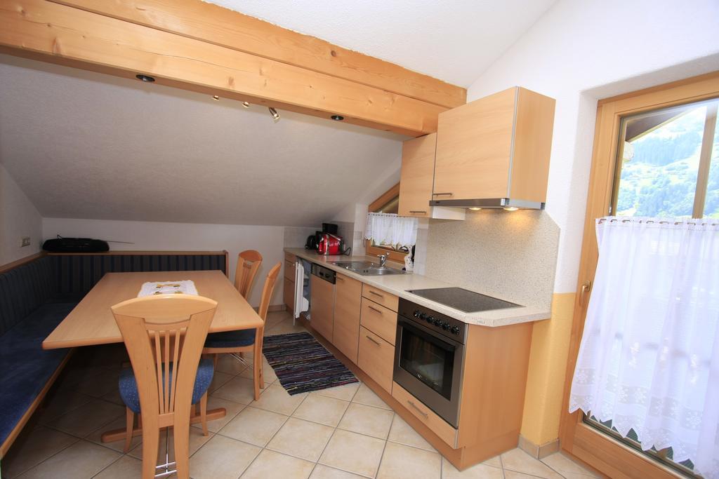 Ferienhaus Hoellwarth Stumm Ruang foto